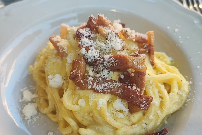Pasta, Pizza and Gelato Food Tasting Tour in Trastevere - Supplì, pizza, and a first Roman drink