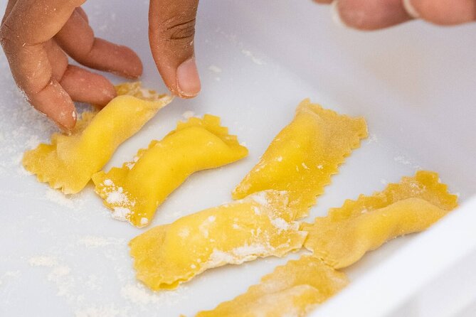 Pastamania in Venice with Wine Tasting and Gelato - What the wine tasting really means