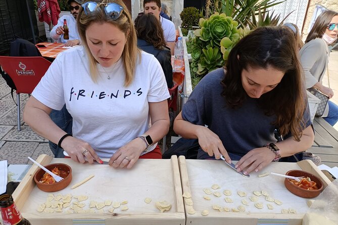 People of Bari unusual guided tour with pasta making at Grandma house - Meeting Anna and the pasta makers