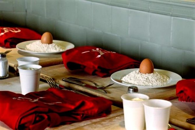 Pizza, Pasta and Tiramisù Cooking Class with Chef in Rome - What the mixed feedback means for you