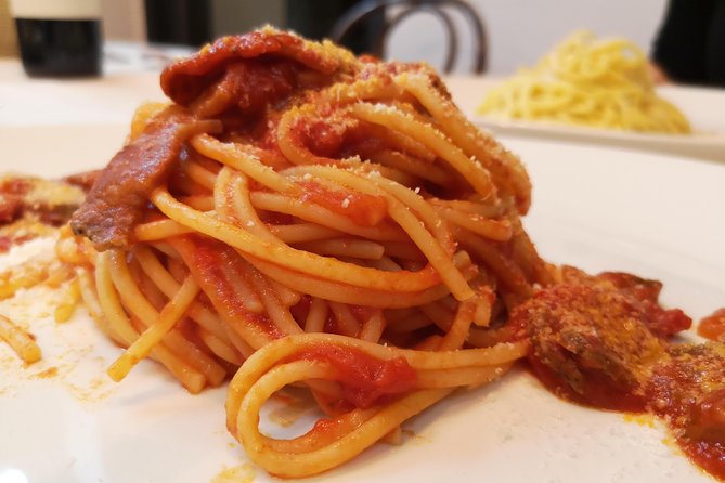 Private 4 Roman Pastas Tasting Tour in Rome - Wine, gelato, and the shape of the evening