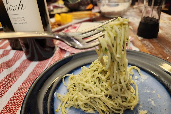 Private Chicago-style deep dish pizza or pasta making class - What the $99 price includes