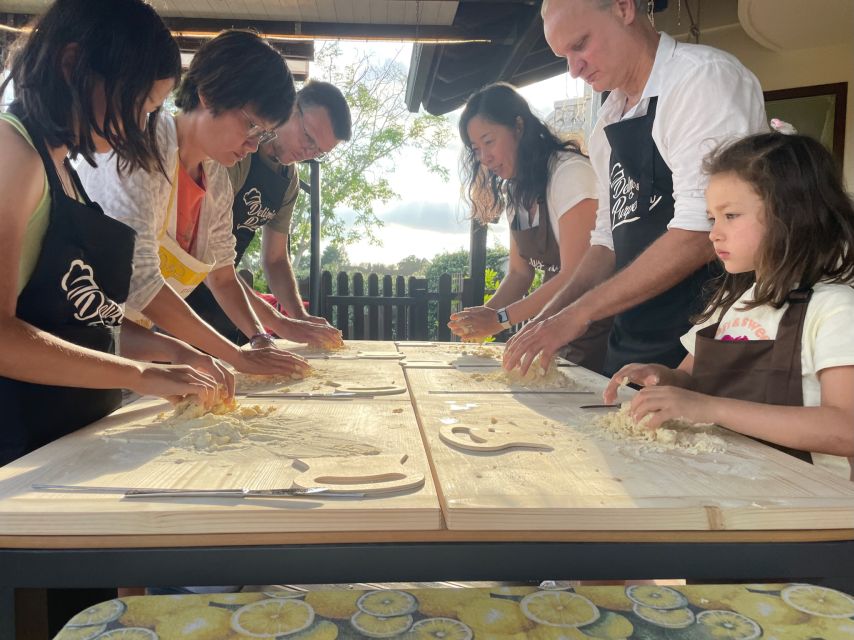 Private Cooking Class in Lecce (Corigliano): Handmade pasta - Pasta making in an Apulian home