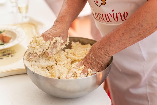 Private Pasta & Tiramisu Class at a Cesarina's home with tasting in Pescara - Learning Abruzzo food instead of generic Italian cooking