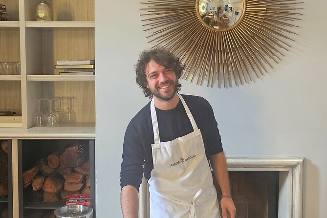 Private Pasta & Tiramisu Cooking Class with Unlimited Wine - What the private format adds to the price