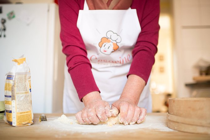 Prosecco and Pasta Making Class at Local's Home in Verona - The hosts make the biggest difference