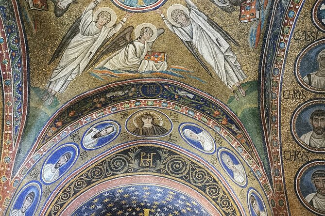Ravenna UNESCO Monuments with Pasta, Piadina and Gelato Tasting - The small, glowing Mausoleum of Galla Placidia