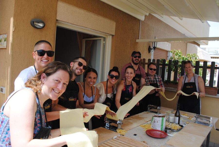 Roma: prepara la pasta con lo chef sulla terrazza panoramica - From prosecco and appetizers to the first lesson