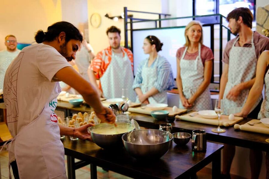 Rome: 2-in-1 Family-Friendly Pasta & Tiramisu Cooking Class - Choosing between carbonara and cacio e pepe