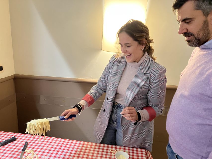 Rome Cooking Class: Handmade Tonnarelli Pasta & Tiramisu - Making tonnarelli at Osteria San Giorgio