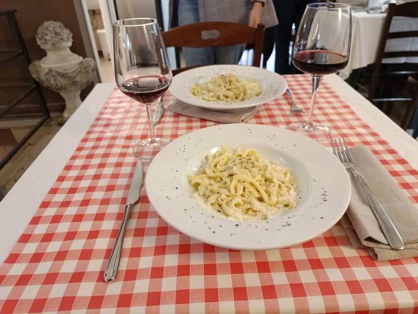 Rome Cooking Class: Handmade Tonnarelli Pasta & Tiramisu - A social meal rather than a quick tasting