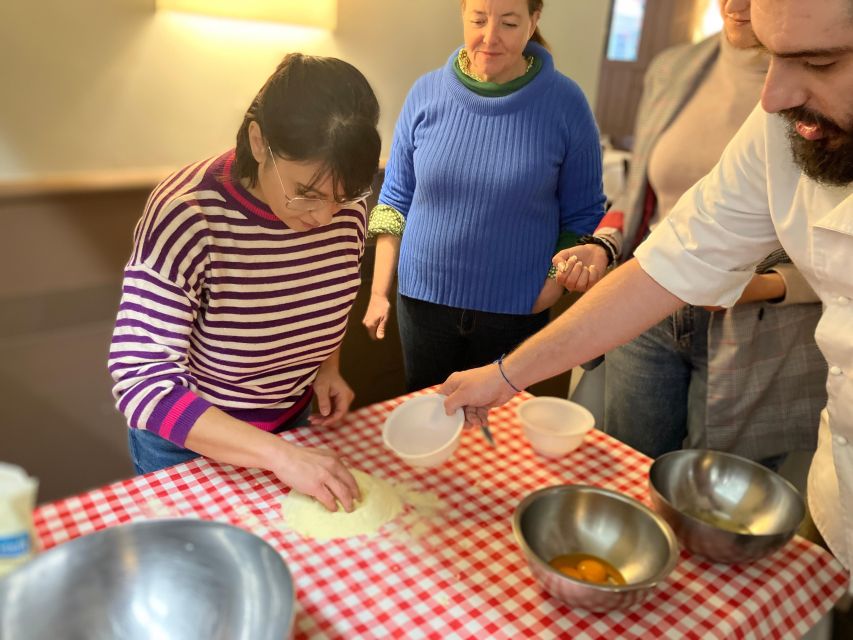 Rome Cooking Class: Handmade Tonnarelli Pasta & Tiramisu - The guides make the class personal