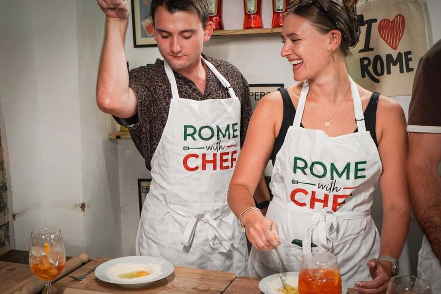 Rome Cooking Class: Make Pasta and 3 Spritz Cocktails - Your first spritz: Aperol, Hugo, and limoncello