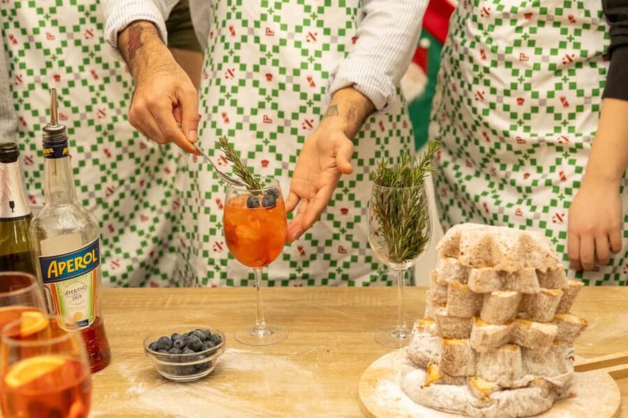 Rome Cooking Class: Make Pasta and 3 Spritz Cocktails - Choosing between carbonara and cacio e pepe