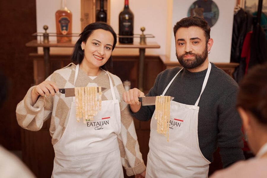 Rome: Fettuccine Pasta Cooking Class in Rome's City Center - Who will enjoy the two-hour format