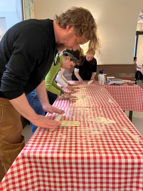 Rome: Fresh Pasta Making and Tiramisu Dessert Master Class - Who should book this class