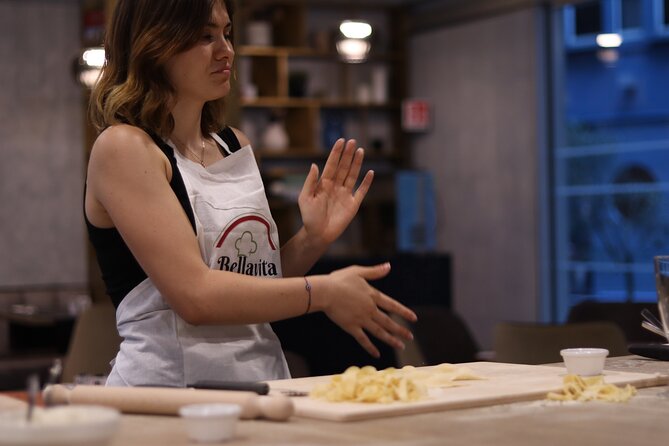 Rome Fresh Pasta & Tiramisu Cooking Class near Piazza Venezia - Ravioli with butter and sage