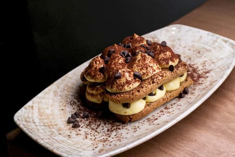 Rome: Hands-On Pasta & Tiramisu Class with Unlimited Wine - Filling and shaping the ravioli