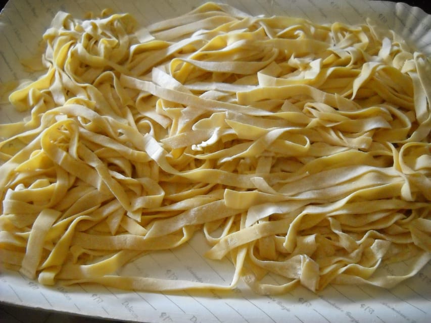 Rome: Homemade Tagliatelle Cooking Class + Prosecco & Lunch - Rolling and Cutting the Tagliatelle