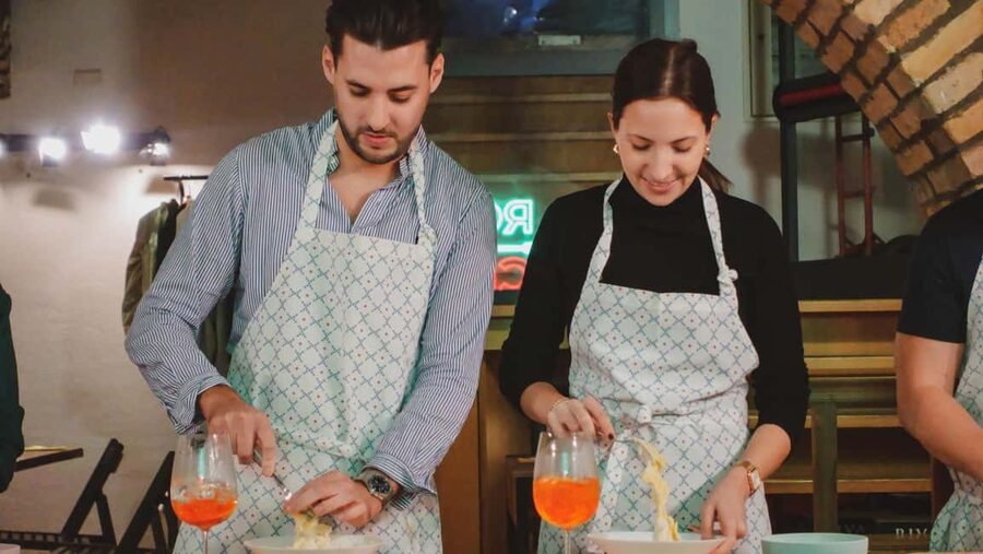 Rome: Make Pasta & Mix 3 Italian Spritz Near the Colosseum - Who should skip it