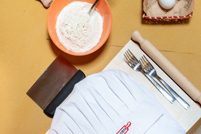 Rome: Pasta and tiramisu class with wine pairing at Come Na Vorta - Why the small group matters