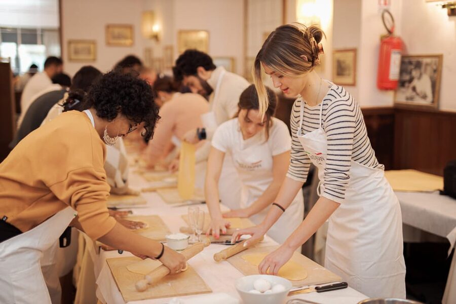 Rome: Pasta and Tiramisu Cooking Class in Piazza Navona - Preparing Tiramisu Before Dinner