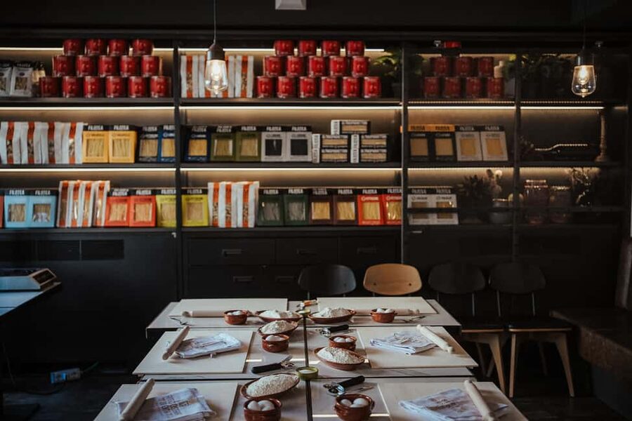 Rome: Pasta and Tiramisu Cooking Class with Spritz and Wine - What the $70 price includes