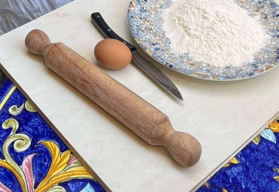 Rome: Pasta and tiramisu perfection class w/wine & dessert - Making Fettuccine, Tonnarelli, or Maltagliati