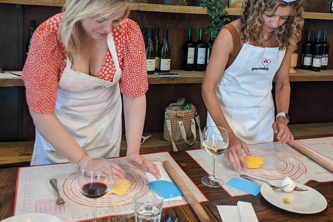 Rome: Pasta Cooking Class, Dinner & Wine in Authentic Restaurant - Fried artichoke or zucchini flower