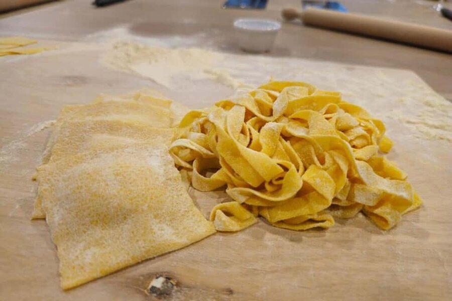 Rome: Pasta Fettuccine, Ravioli & Tiramisu Cooking Class - Should you book it?