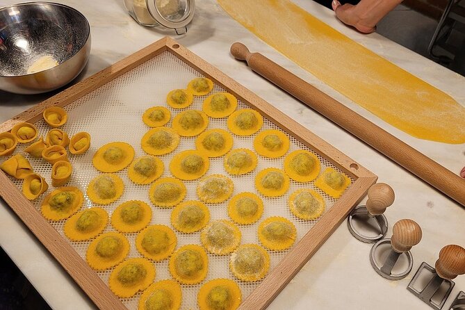 Rome Pasta Making Class with Italian Sauces and Wine Included - A good choice for families and couples
