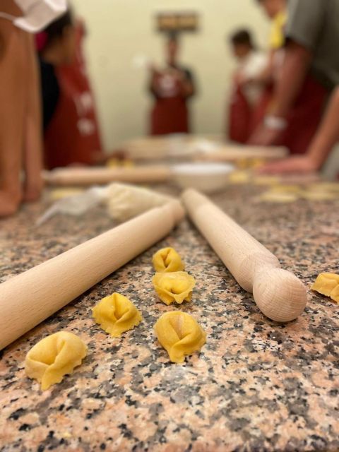 Rome: Pasta Making Class with Wine, Limoncello, and Dessert - Who should book this pasta class?