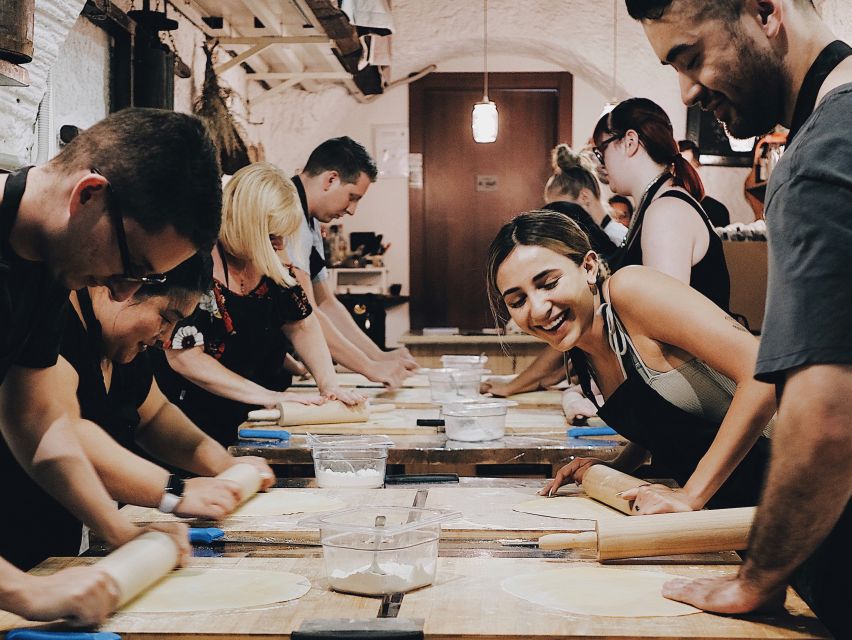 Rome: Pasta Making with Wine Tasting and Dinner in Frascati - Making pasta from flour to plate