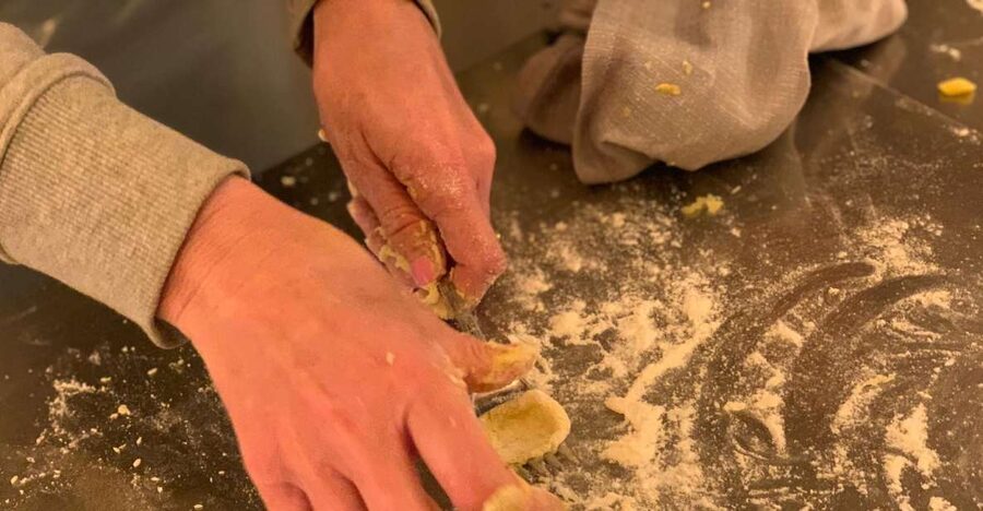 Rome: Pasta & Tiramisu Class with Fine Wine by the Vatican - Dietary needs require an honest check