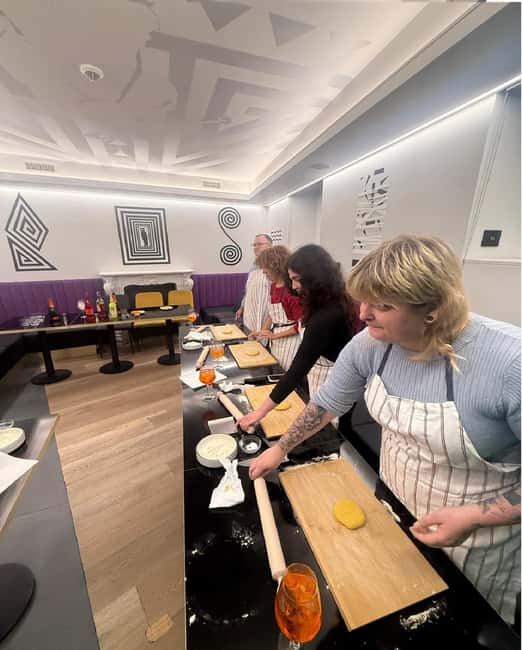 Rome: “Rooftop Pasta and Cocktails Cooking Class” - What the three hours are likely to feel like