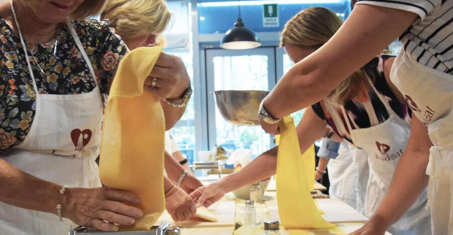 Rome: Small Group Pasta Making Class with Wine near Vatican - Key Points