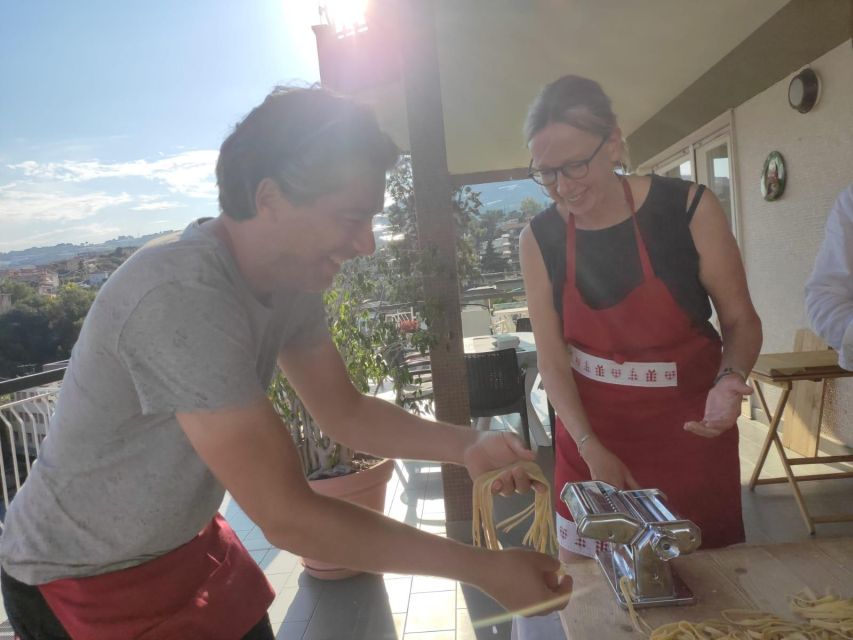 Sanremo: Pasta & Basta - From kitchen work to a shared meal