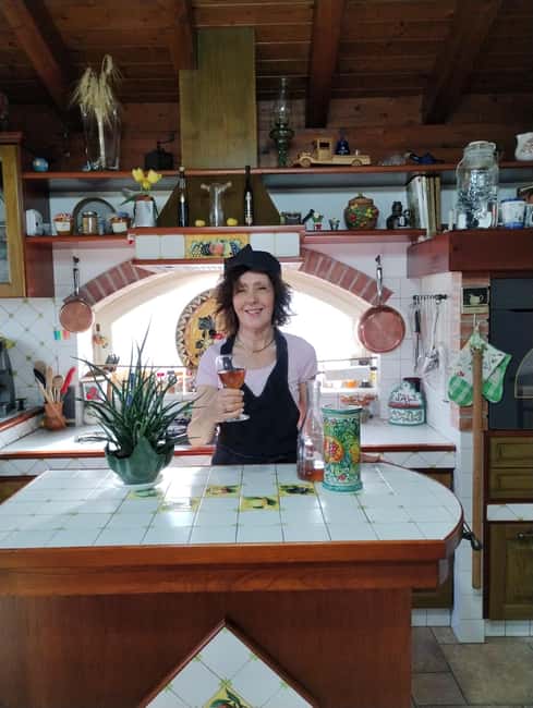 Sciacca: Traditional Pasta Class With Wine Included - The food served around your pasta