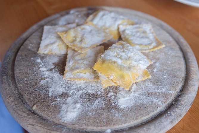 Share Your Pasta Love in a Local’s Home in Florence - Why a Florentine home kitchen changes the experience