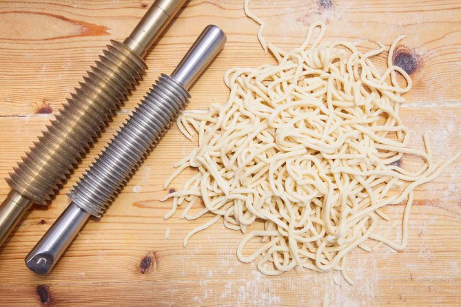 Share Your Pasta Love in a Local’s Home in Milan - Who should book this experience?