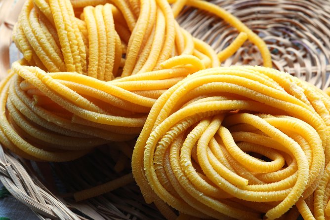 Share Your Pasta Love in a Local’s Home in Venice - The Human Side of the Class