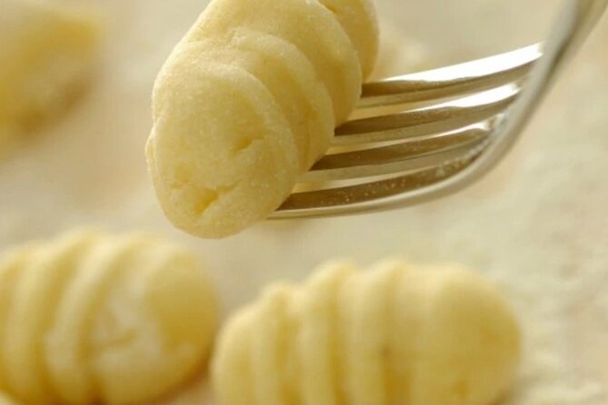 Small-Group Cooking Class in Positano: Gnocchi, Tiramisù & Drinks - Tiramisù, then a proper meal
