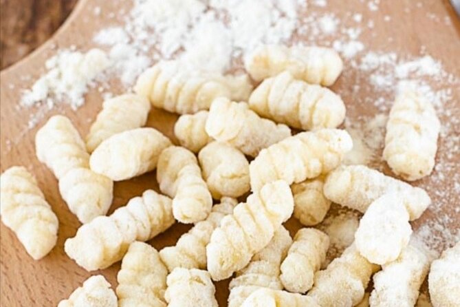 Small-Group Cooking Class in Positano: Gnocchi, Tiramisù & Drinks - Who will enjoy this most?