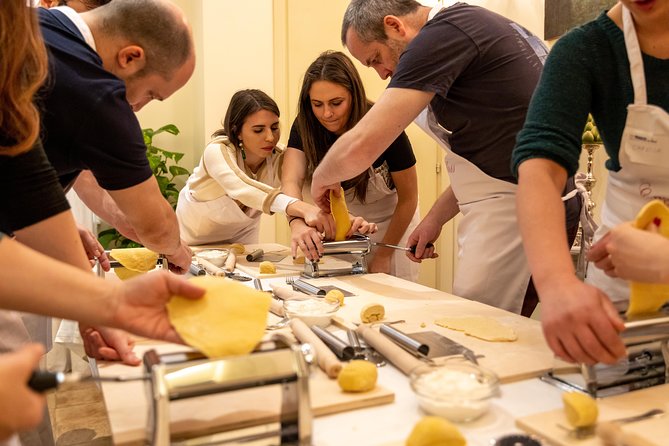 Small group Pasta and Tiramisu class in Lecce - What three hours really gets you