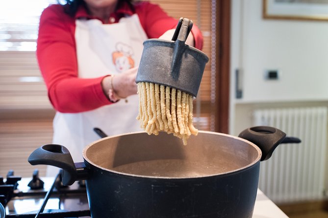 Small group Pasta and Tiramisu class in Rimini - Ravioli and cappelletti, two shapes with different character