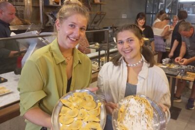Pasta and Tiramisu Cooking Class with Lunch and Wine