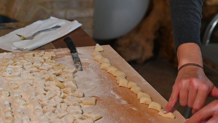 Spoleto Countryside Home Cooking Pasta Class & Meal - Key points at a glance