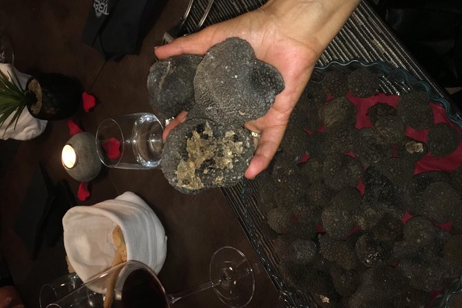 Spoleto Truffle Experience: Handmade Pasta with a Local Chef - An aperitivo in the garden