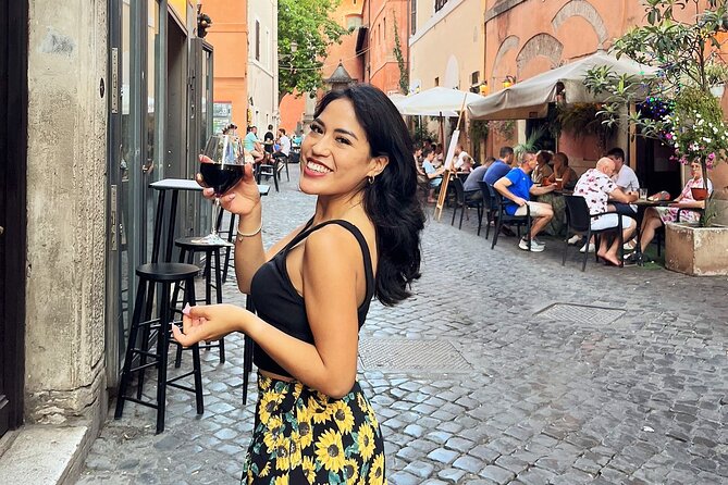 Street food and pasta in Rome - Crossing Isola Tiberina by the Tiber