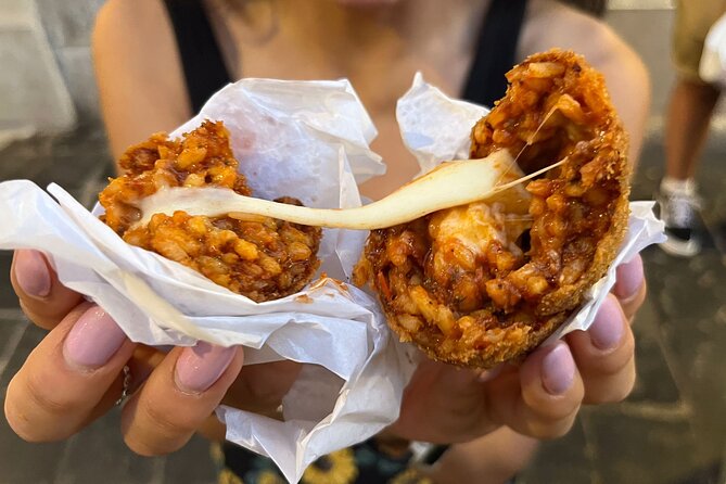 Street food and pasta in Rome - Santa Maria in Trastevere, a Five-Minute Introduction